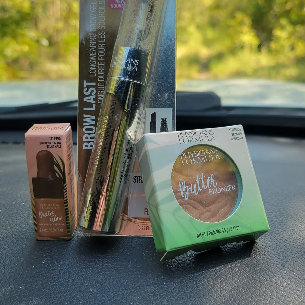Physicians Formula Makeup Set - Picture 1 of 4